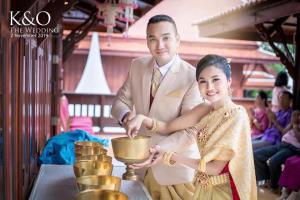 ชุดไทยเจ้าสาว ชุดไทยจักรพรรดิ์ เช่าที่แบมบี้ เวดดิ้ง ห้วยขวาง